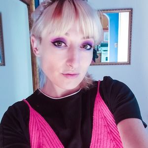 Meet your Posher, Jaclyn